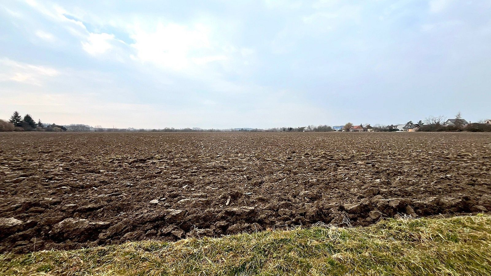Pozemek pro bydlení, 5 230 m²