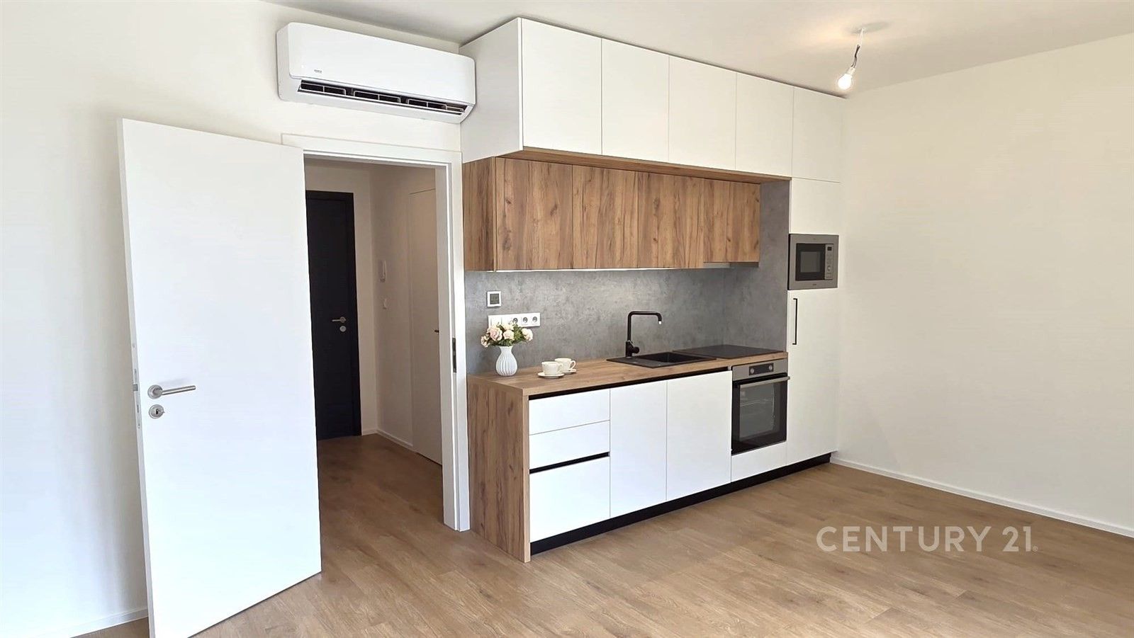 Pronájem byt 1+kk - Kotkova, Znojmo, 36 m²