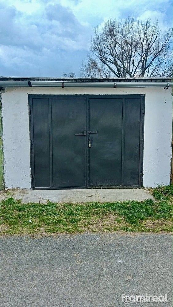 Nemovitost, 18 m²