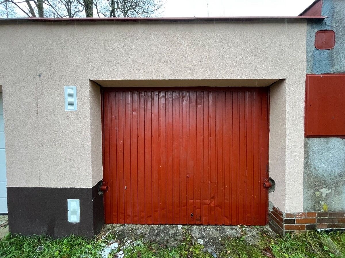 Garáže, Smržovka, 468 51