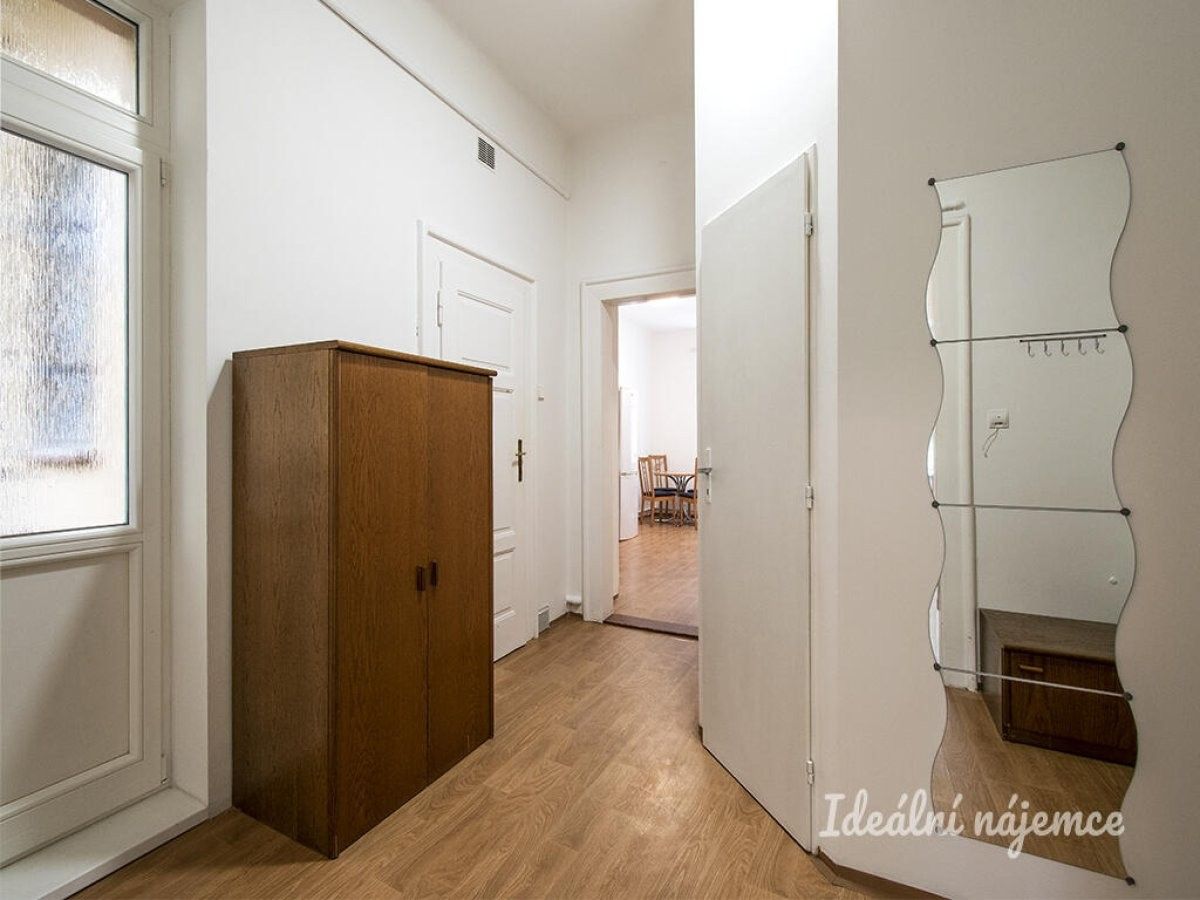Pronájem byt 2+1 - V podluží, Praha, 72 m²