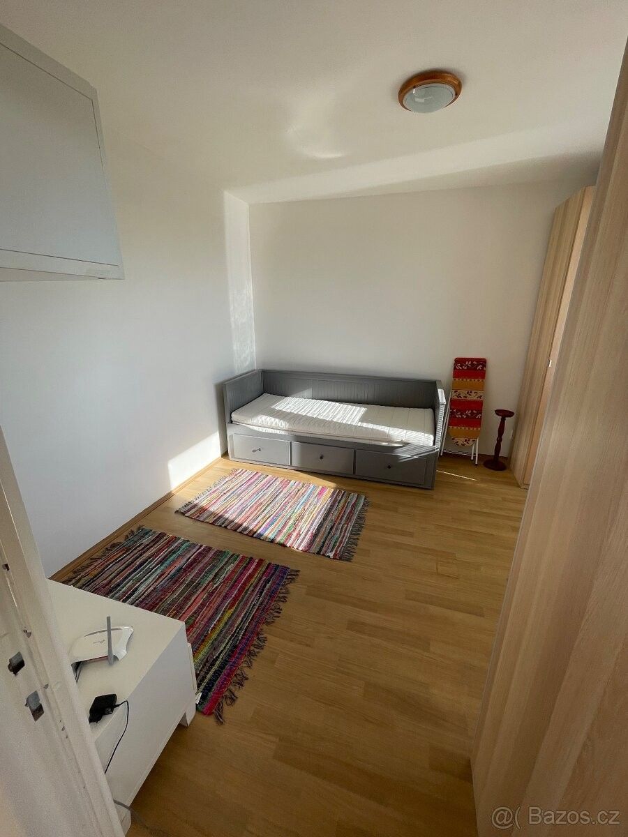 Pronájem byt - Prosiměřice, 671 61