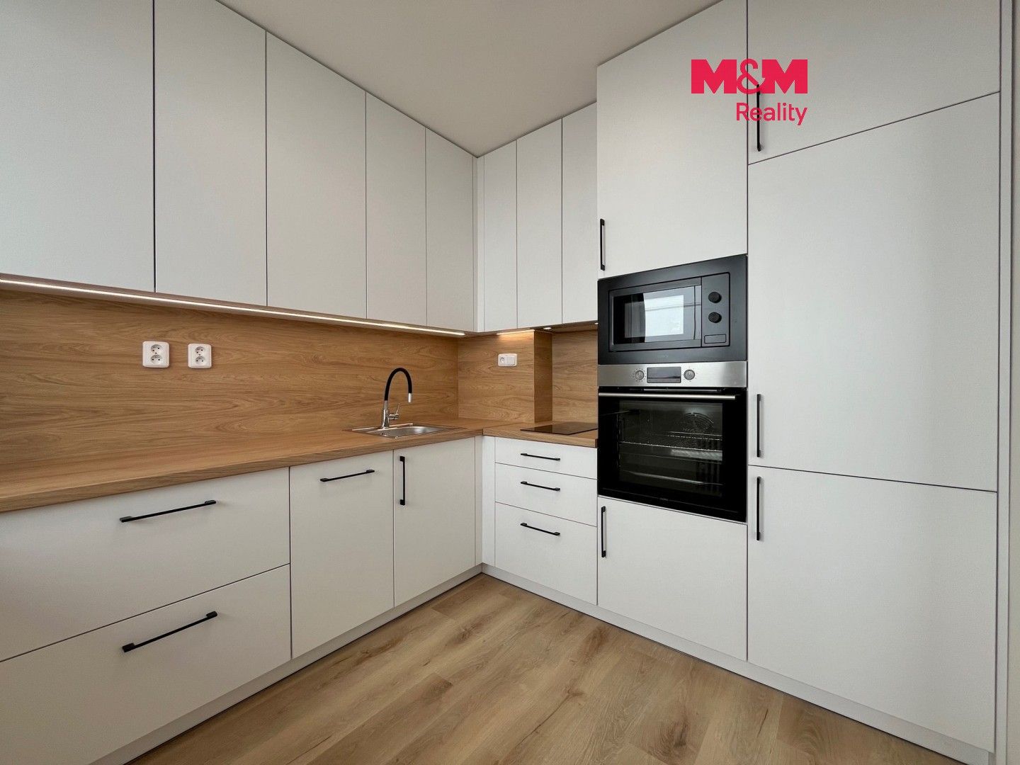 1+1, Rozmarýnová, Most, 33 m² - 1