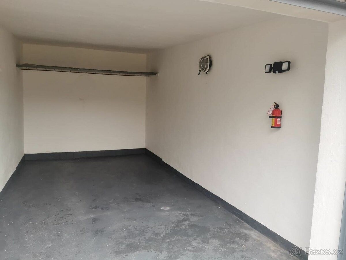 Prodej garáž - Šternberk, 785 01, 6 m²