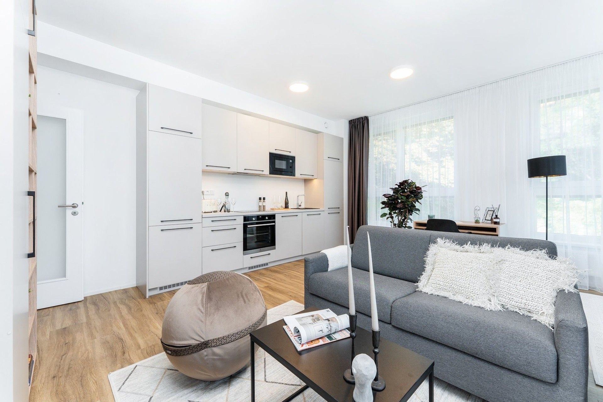 Pronájem byt 2+kk - Odkolkova,Vysočany,Praha, 58 m²