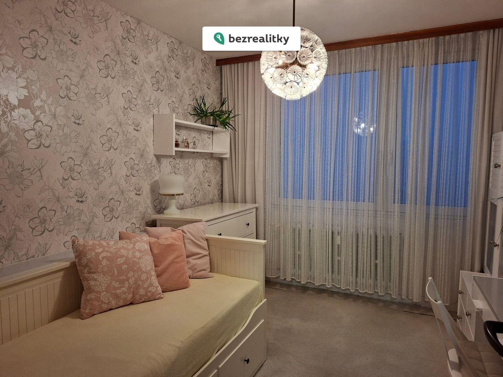 3+kk, Šluknovská, Praha, 67 m²