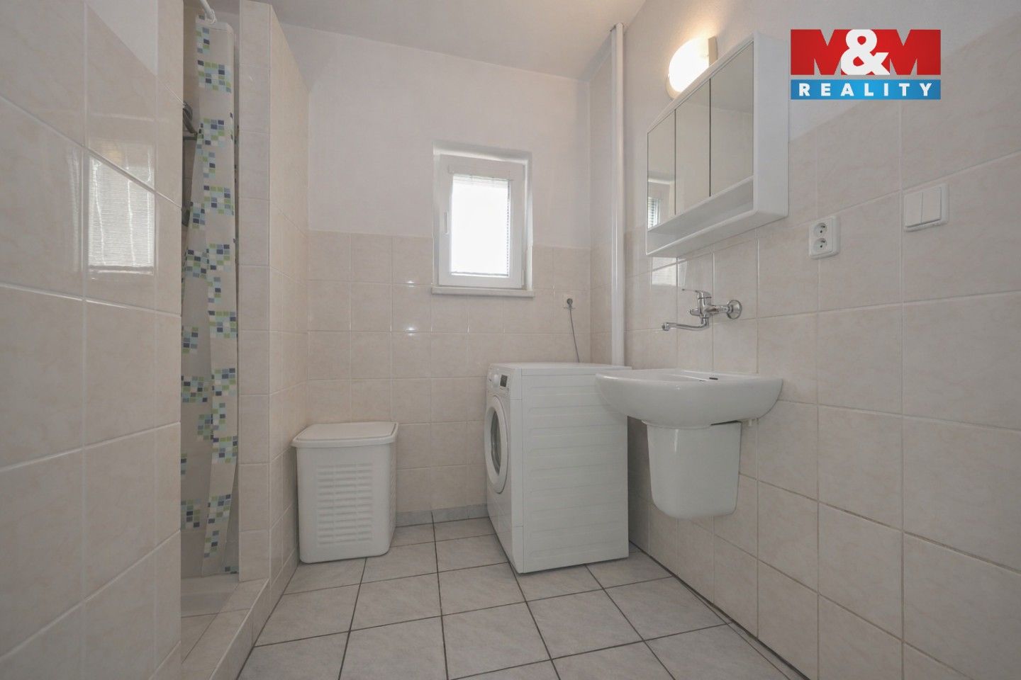 Rodinný dům · 250 m² · Stáj - 4