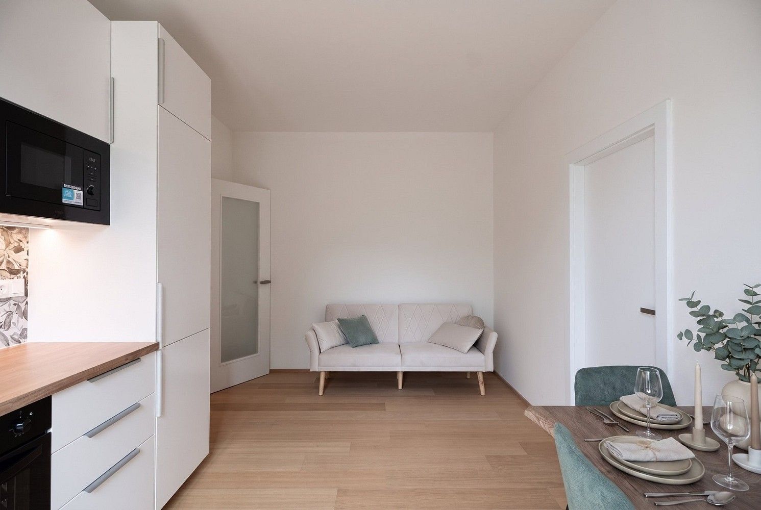 2+kk, V třešňovce, Praha 9 - Hrdlořezy, 42 m² - 2