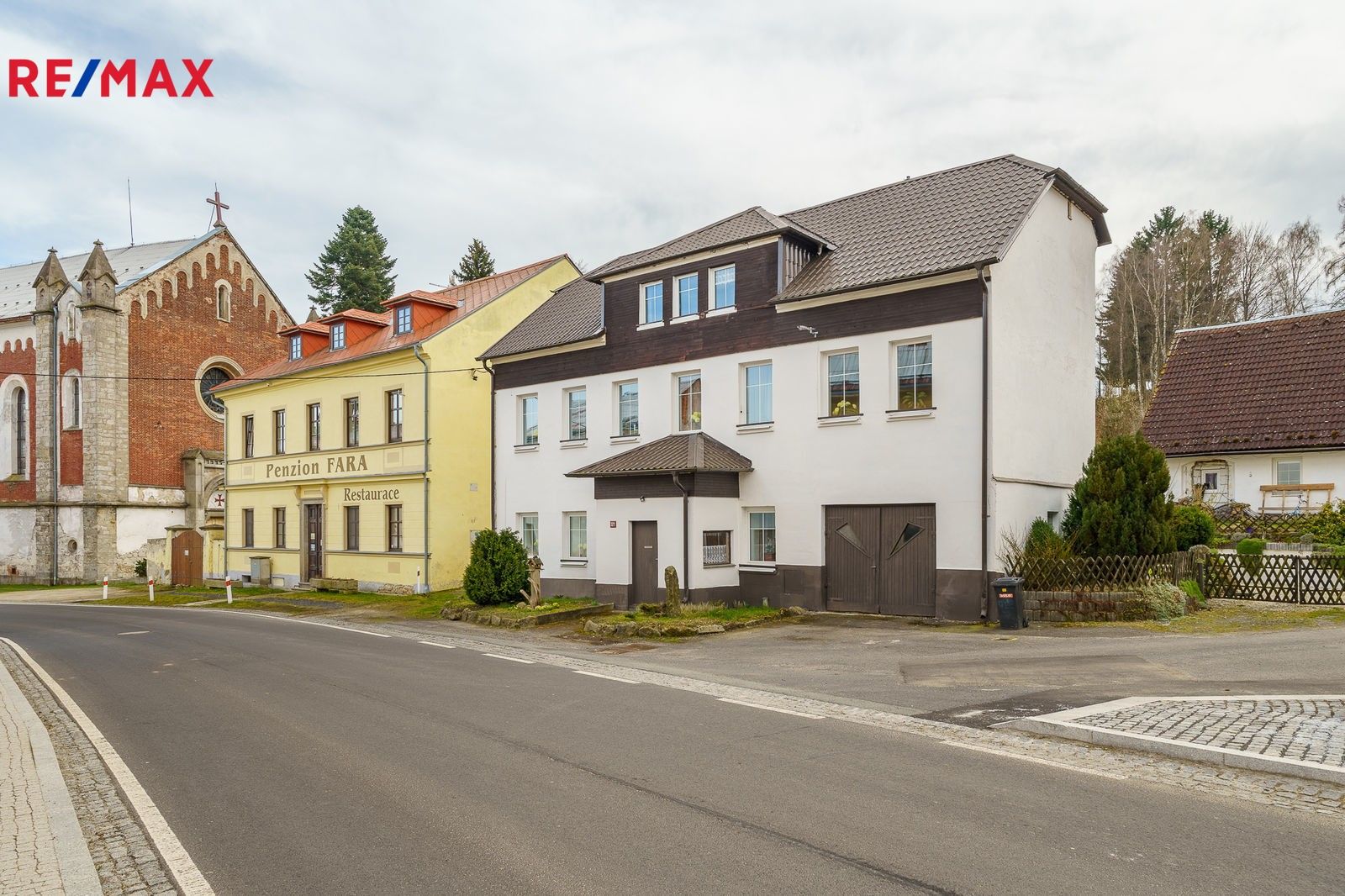 Prodej dům - Radniční, Krásno, 305 m²