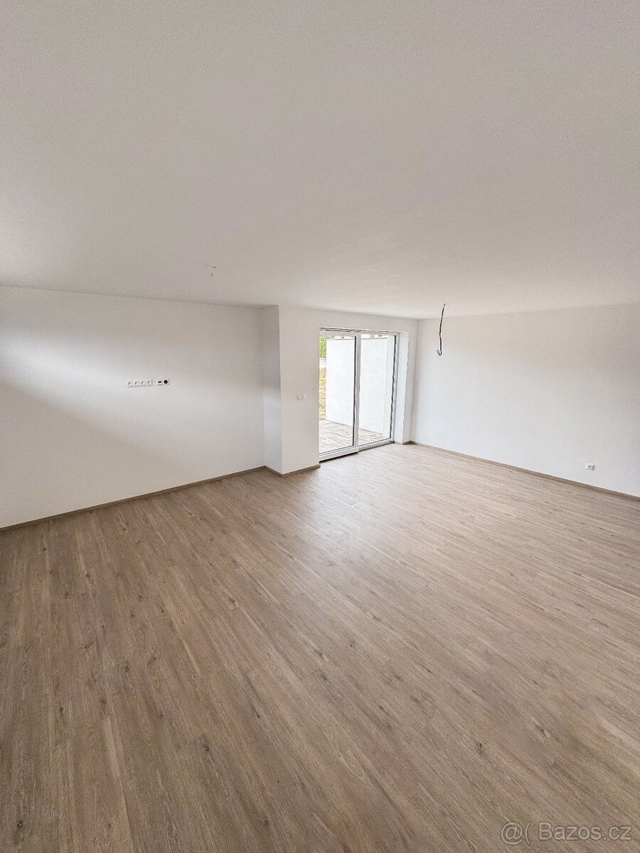 Prodej dům - Písek, 397 01, 8 m²