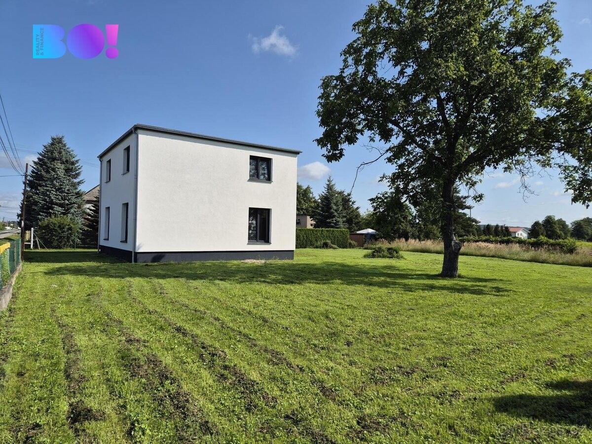 Rodinné domy, 987 66, Zahraničí