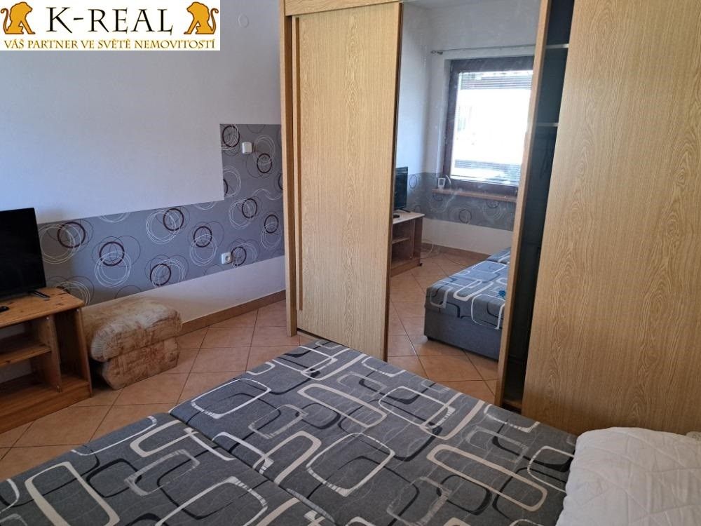 Pronájem byt 2+1 - Jámy, 28 m²