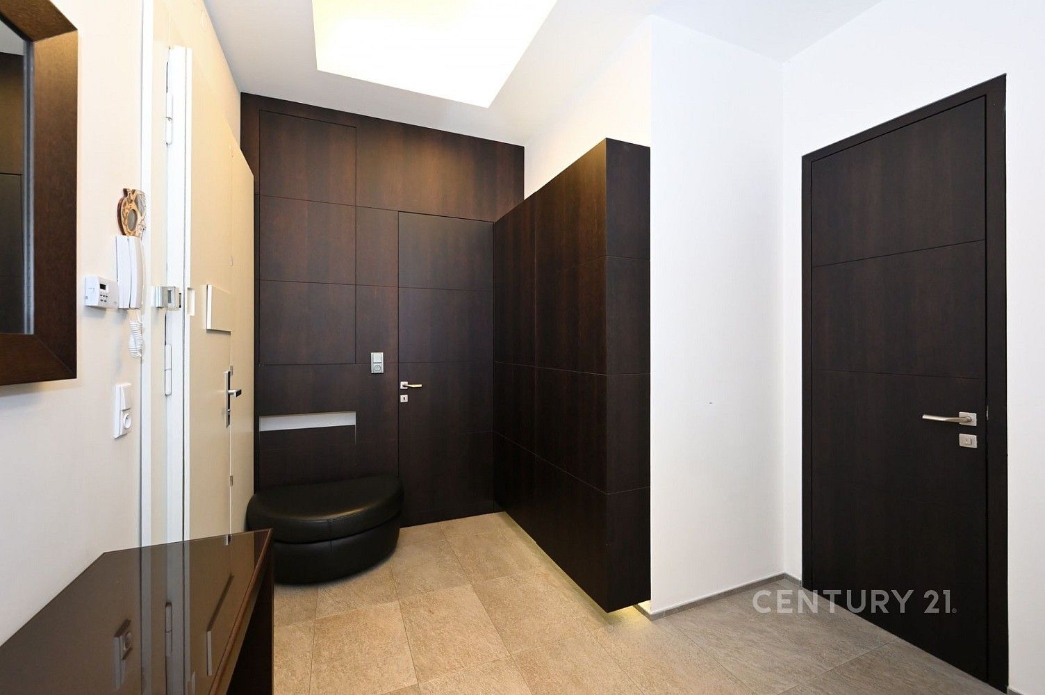 Pronájem byt 2+1 - Kafkova, Praha 6 - Dejvice, 79 m² - 2