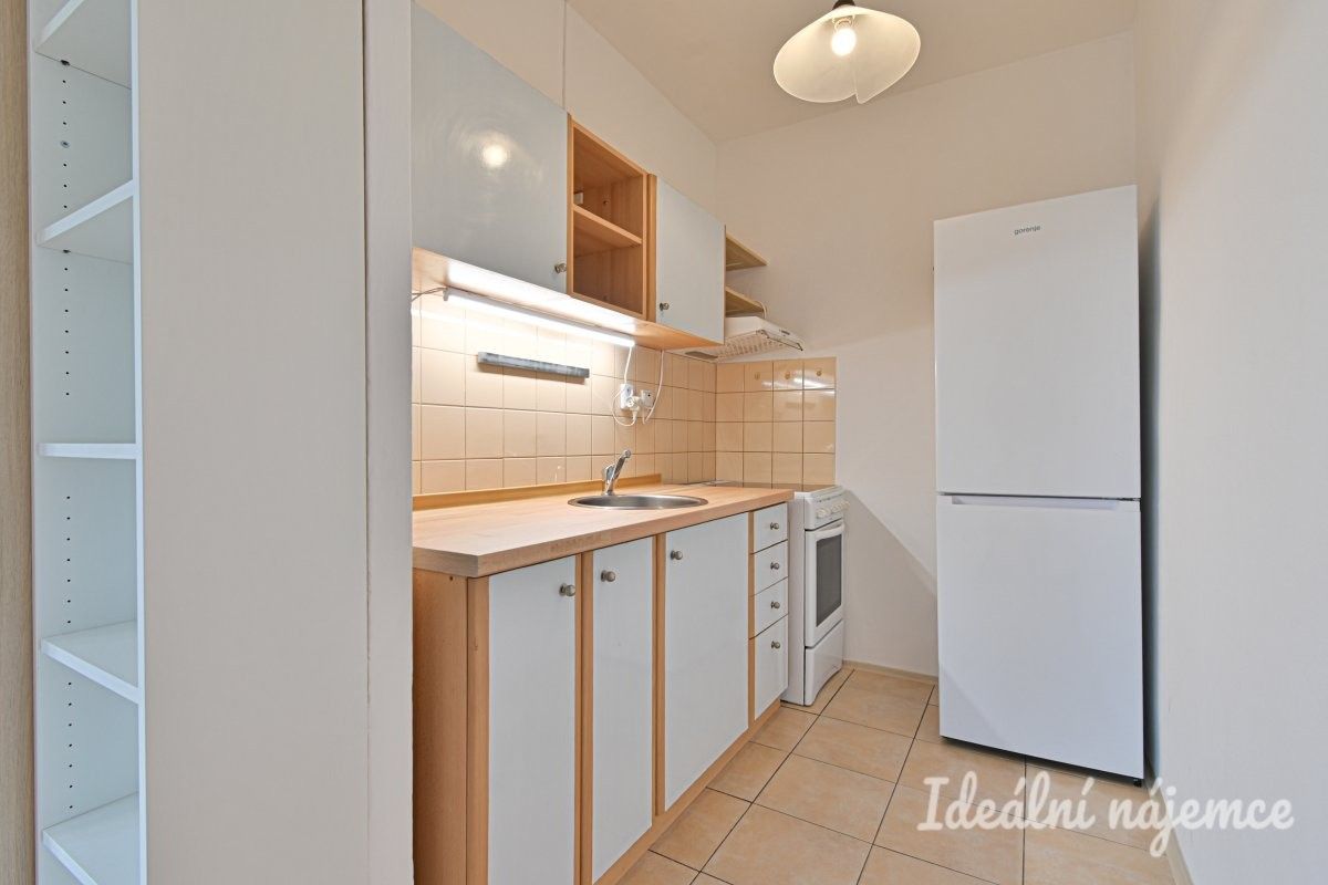 Pronájem byt 2+kk - Valtická, Brno, 40 m² - 2