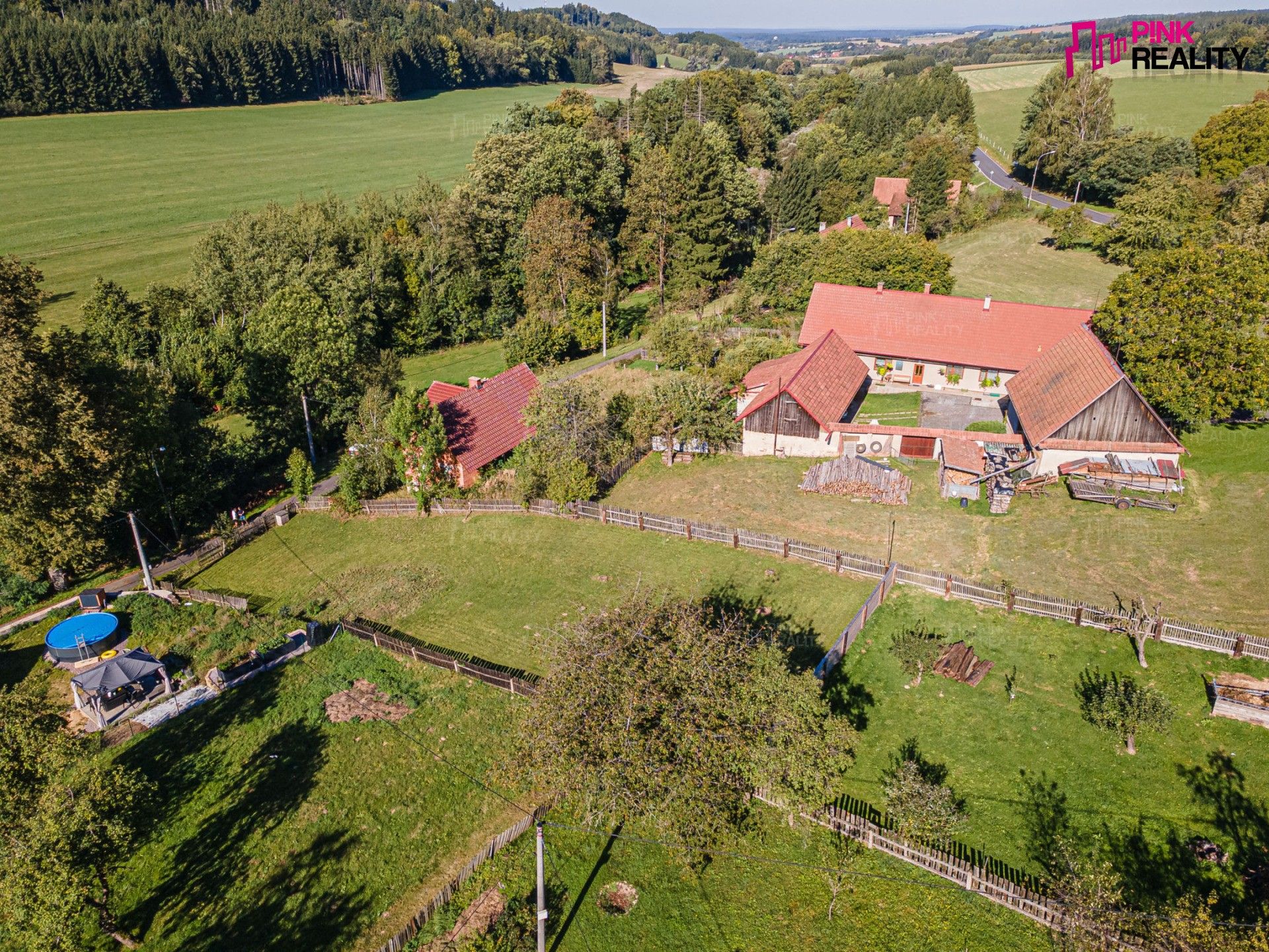 Prodej pozemek pro bydlení - Velká Skrovnice, 893 m²