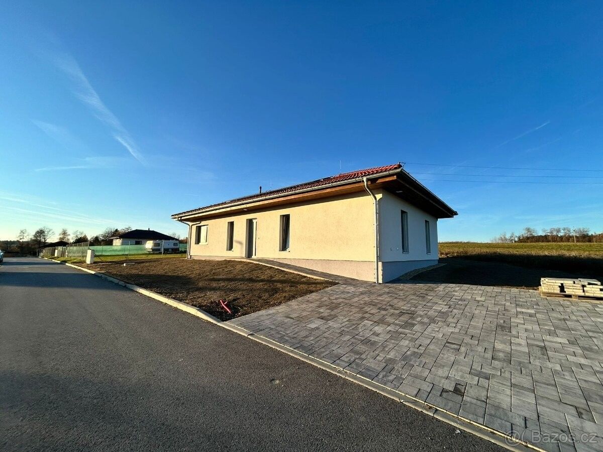 Rodinné domy, Trhové Sviny, 374 01