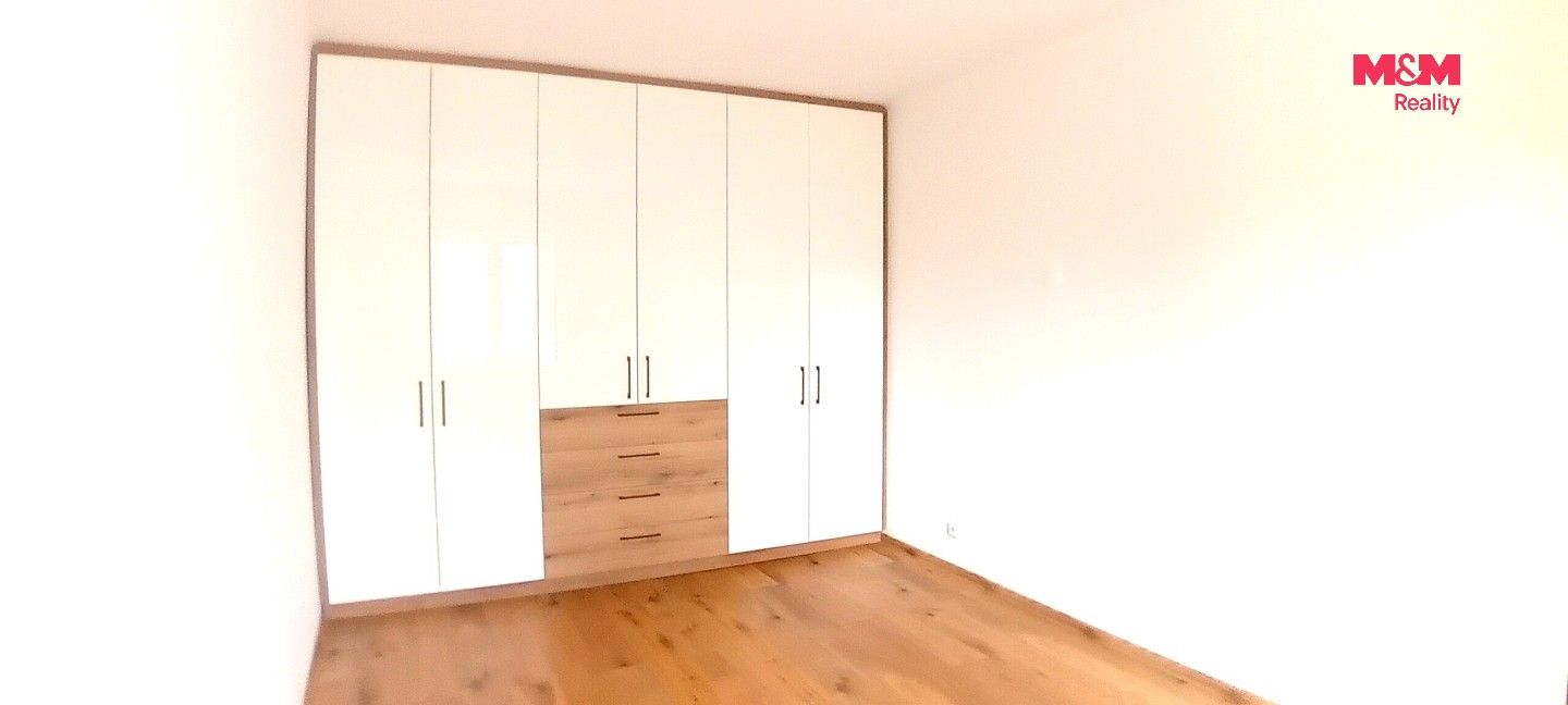 Byt 2+kk · 36 m² · nábřeží Benešovo, Dvůr Králové nad Labem - 4