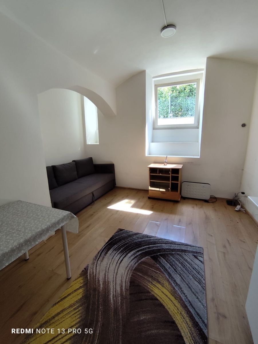 1+kk, Holandská, Praha - Vršovice, 26 m² - 1