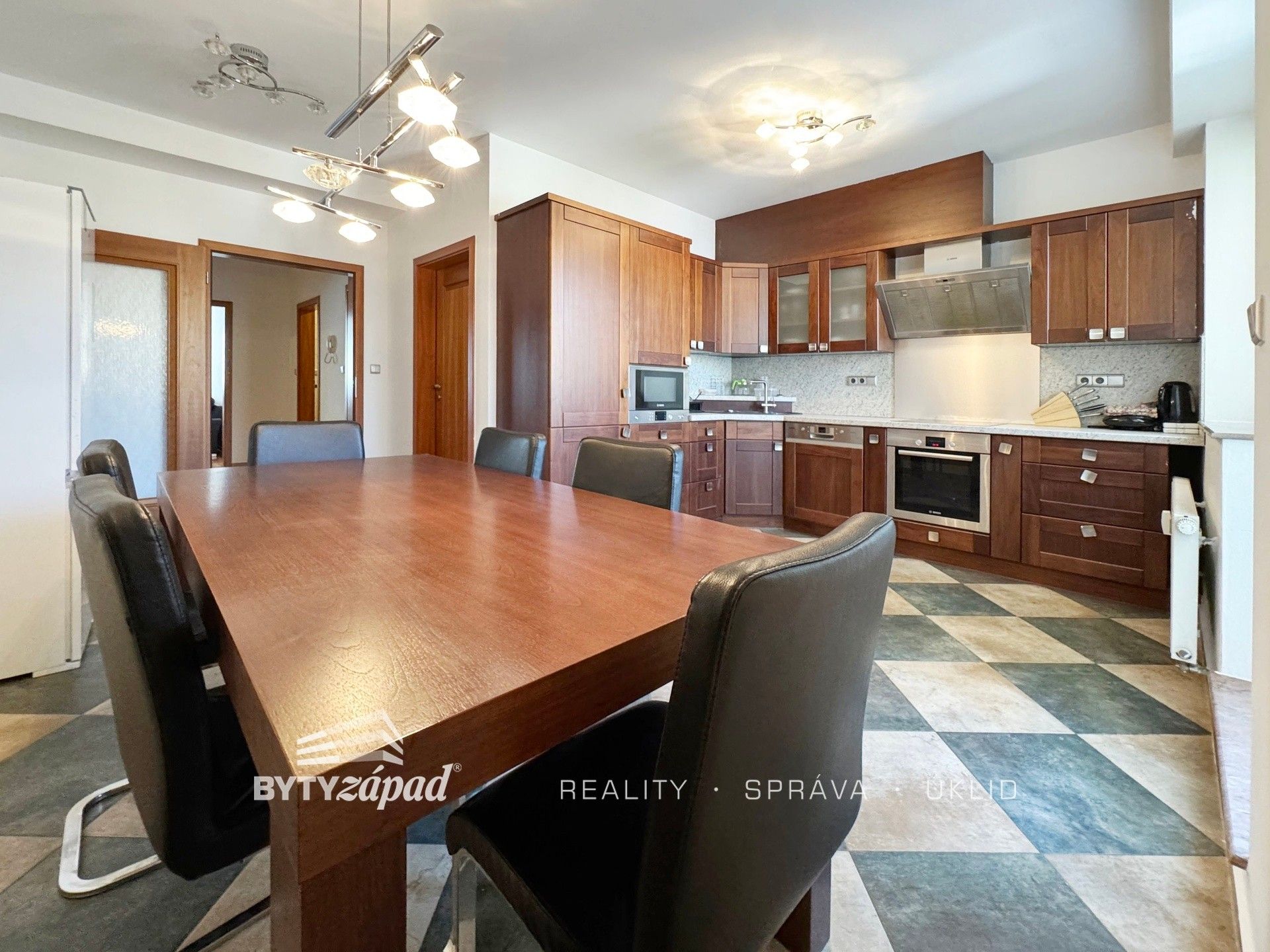 5+kk, Bendova 697, Plzeň Jižní Předměstí, 120 m² - 1