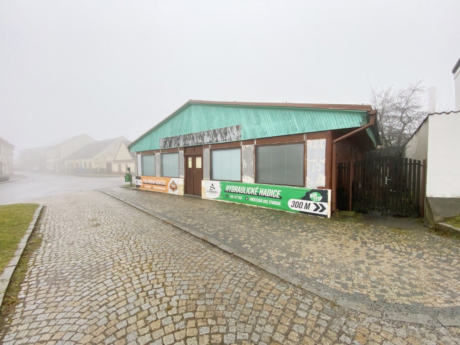 Obchodní prostory, Tyršova, Studená, 110 m²