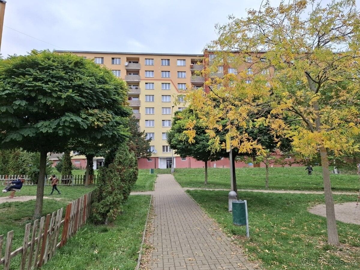 Byty, Chomutov, 430 04 - 1