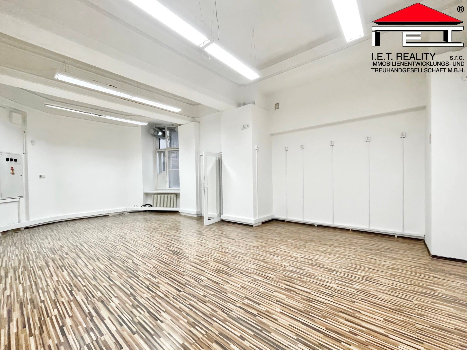 Restaurace, Josefská, Brno, 106 m²