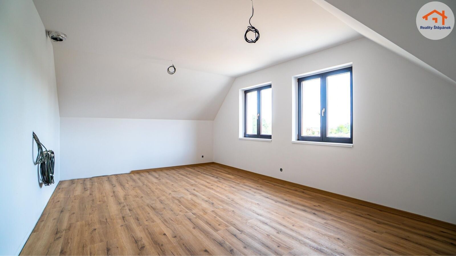 Prodej byt 3+kk - Jílovice, 77 m² - 1