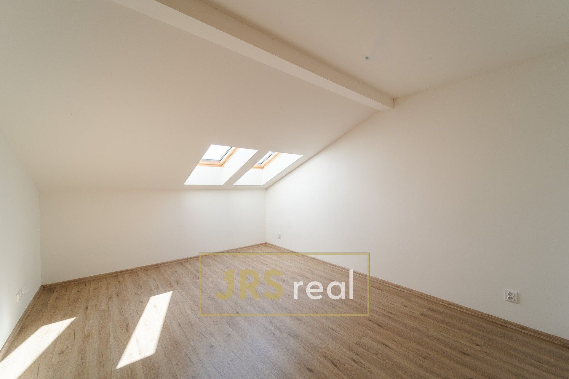 Prodej byt 5+1 - Šlapanice, 136 m² - 5
