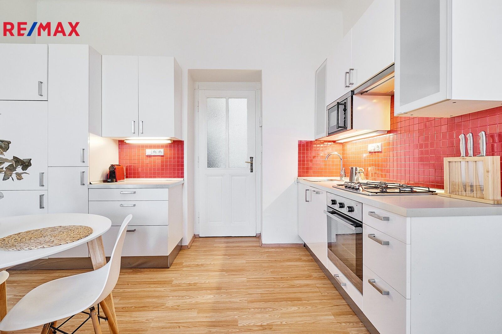 Pronájem byt 2+kk - Slezská, Praha, 50 m²