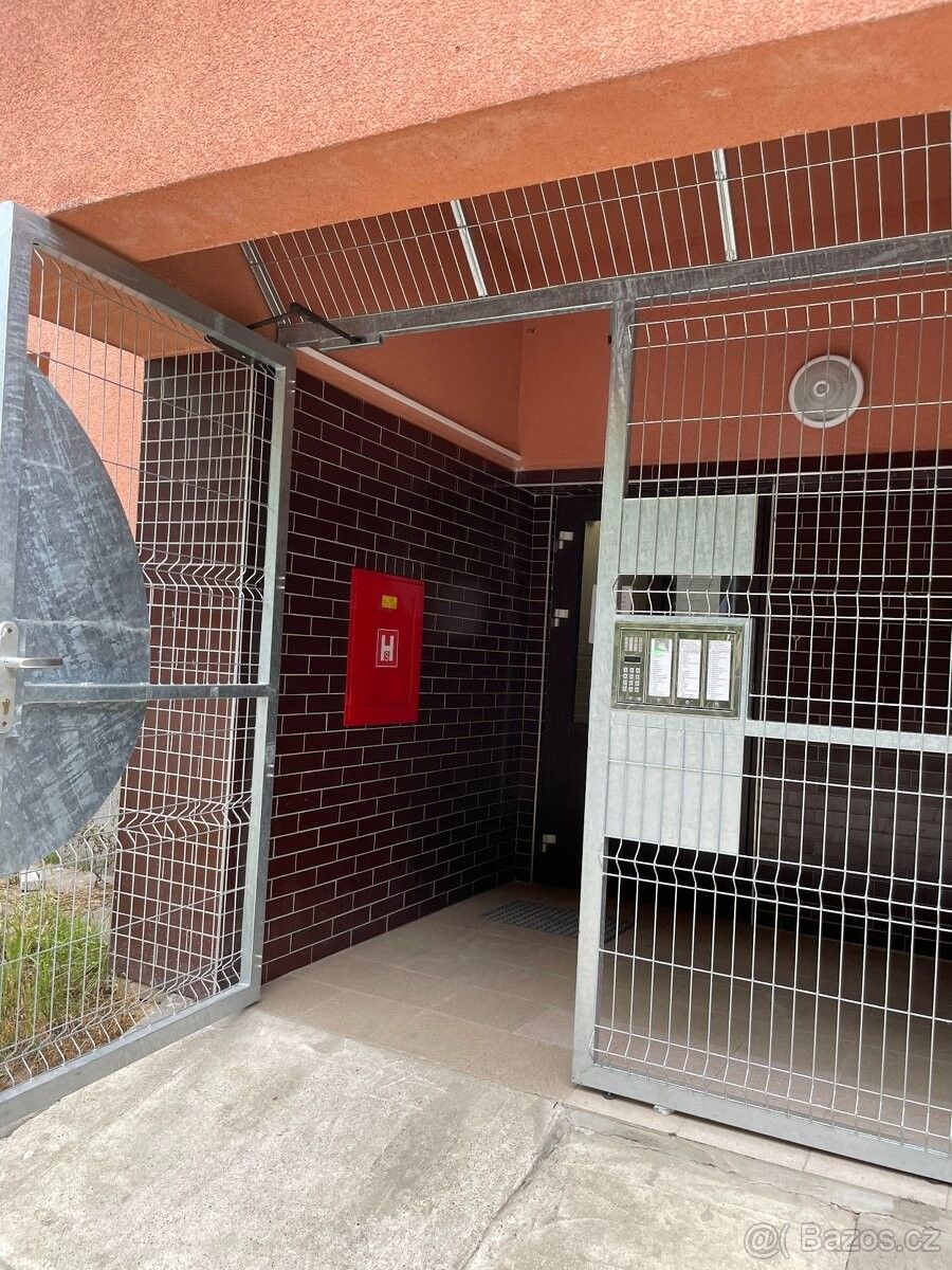 Pronájem byt - Karviná, 734 01