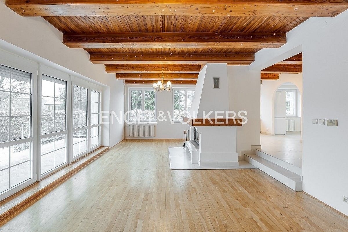 Rodinný dům, 350 m²