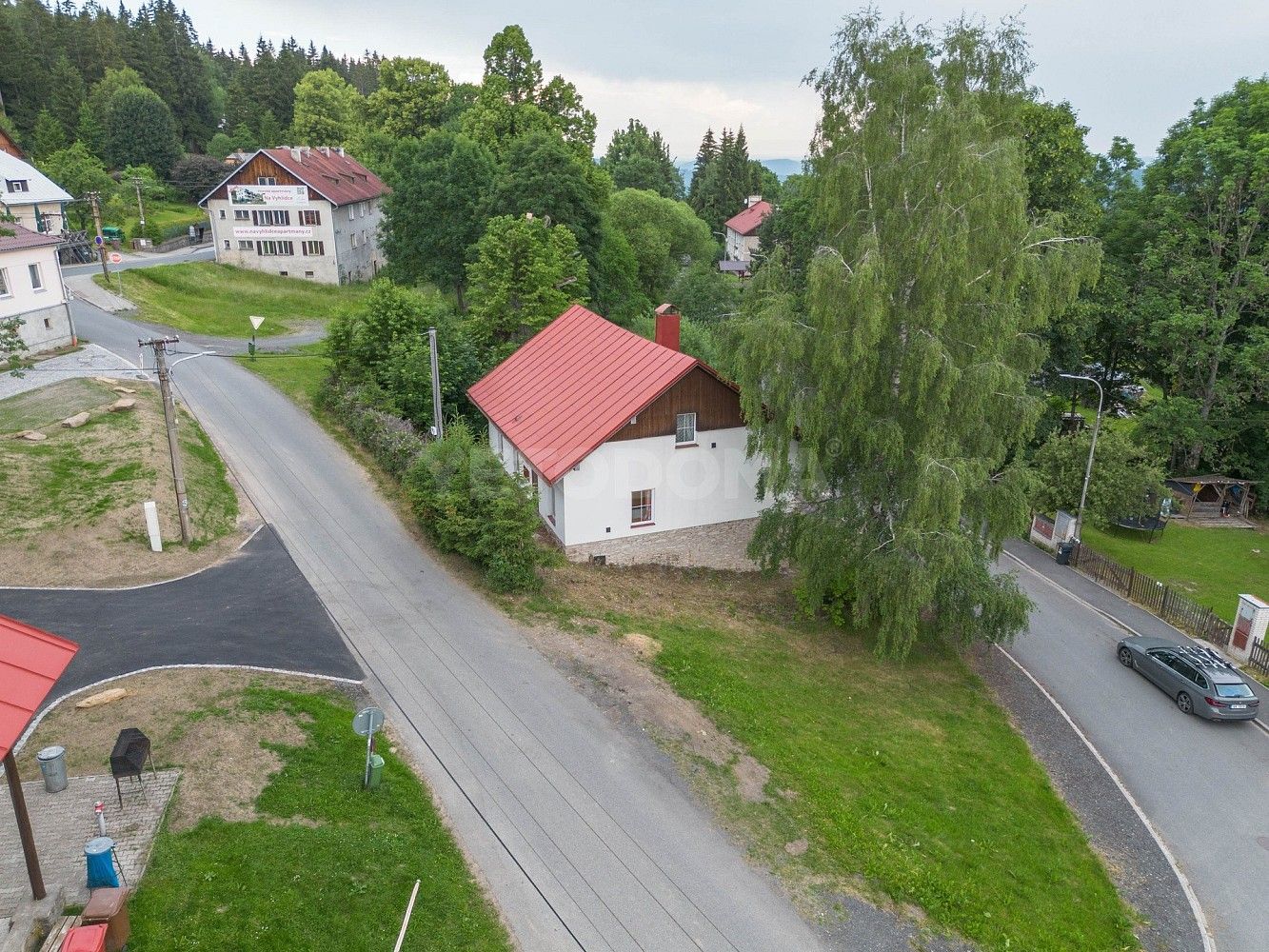 Prodej rodinný dům - Železná Ruda - Hojsova Stráž, okres Klatovy, Plzeňský kraj, 177 m² - 5