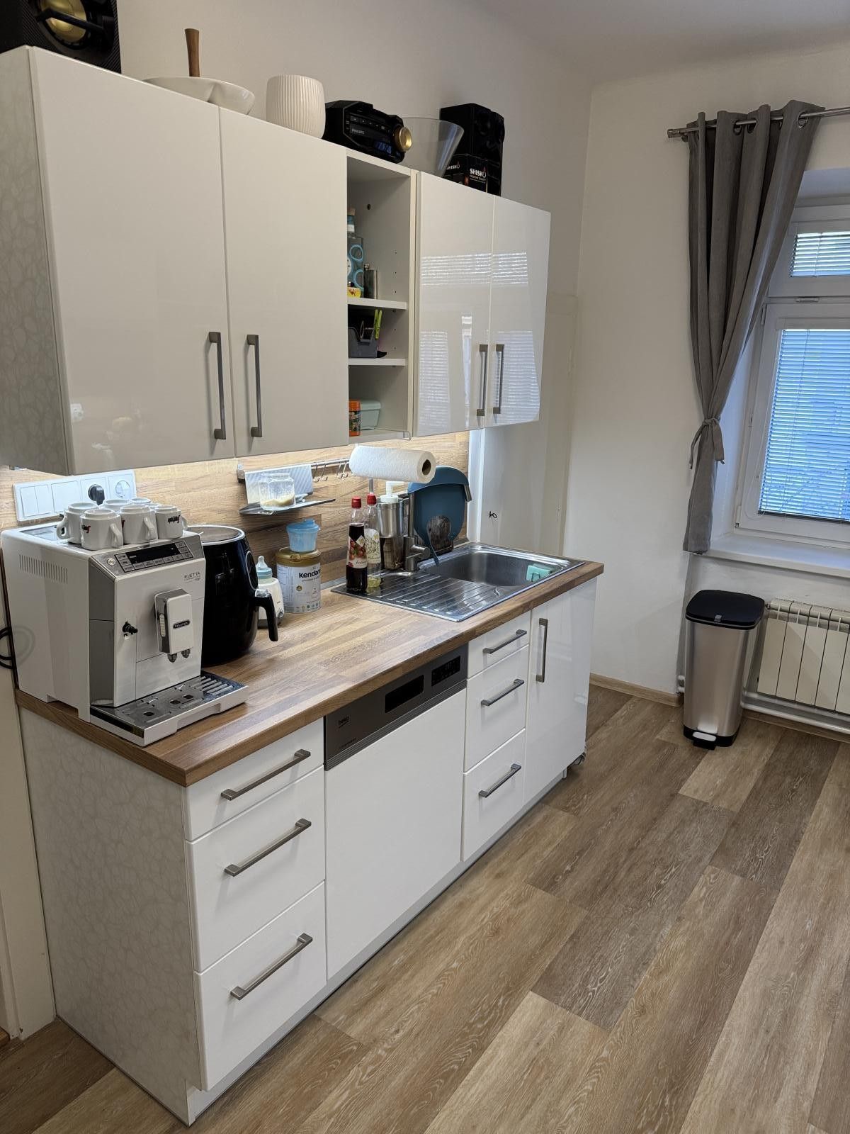 Pronájem byt 3+1 - Jana Uhra, Brno, 90 m²