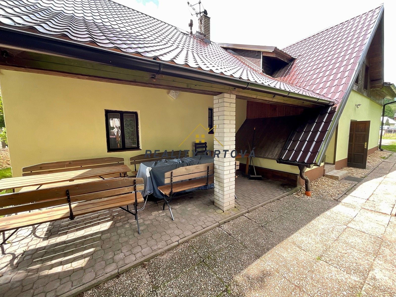 Prodej rodinný dům - Studenec, 264 m²