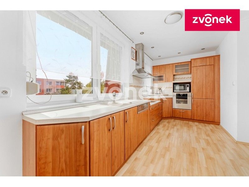 3+kk, SNP, Otrokovice, 71 m²