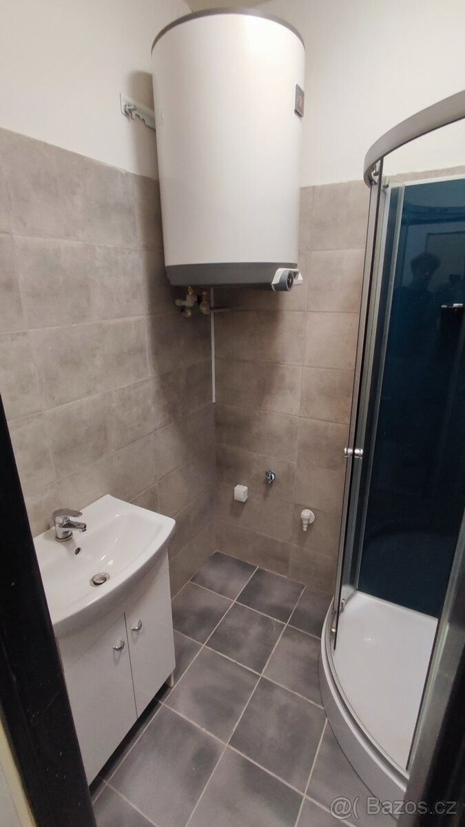 Pronájem byt - Praha, 199 00 - 5