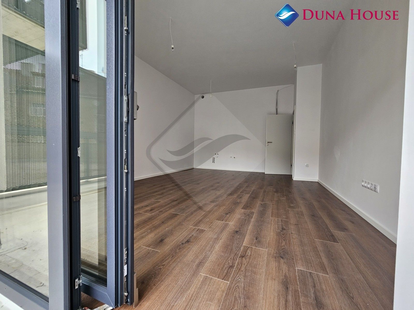 Byt 2+kk · 54 m² · Spojovací, Praha - 4