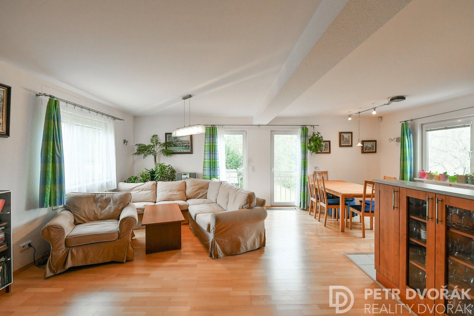 Prodej dům - Kaštanová, Kamenice, 226 m²