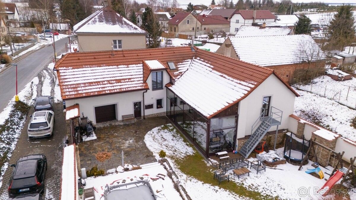 Rodinné domy, Zásmuky, 281 44