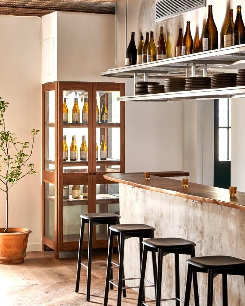 Restaurace, Korunní, Praha, 145 m² - 1