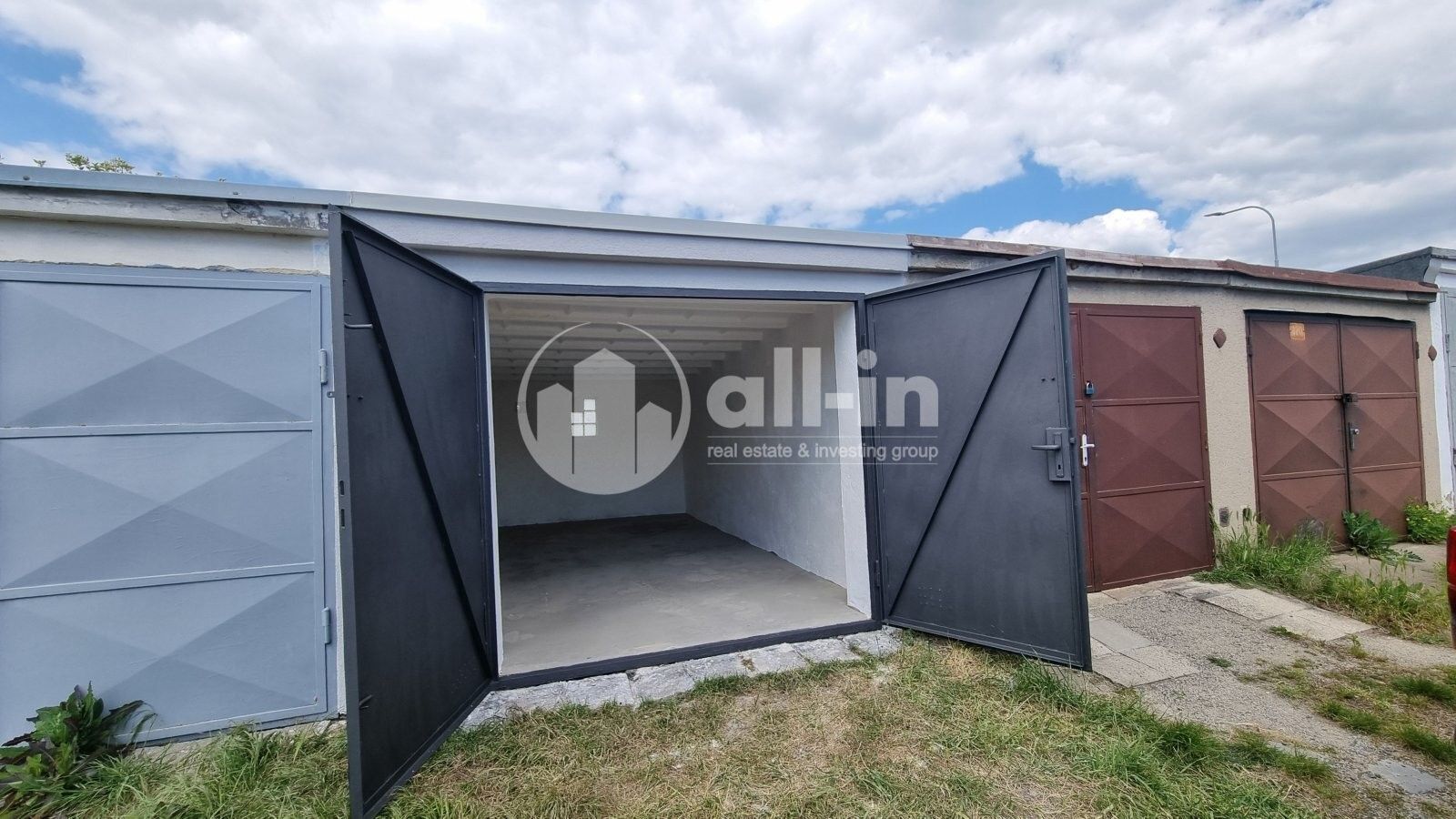 Prodej garáž - Sochorova, Vyškov, 18 m²