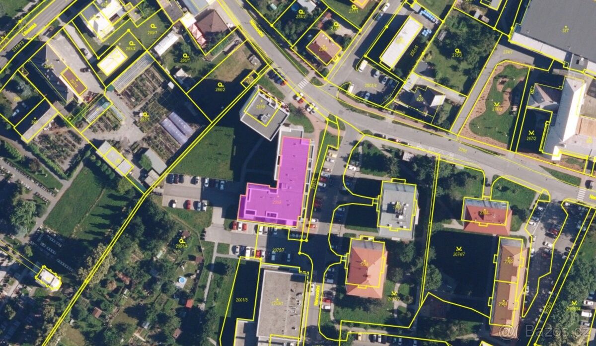 Garáže, Uničov, 783 91