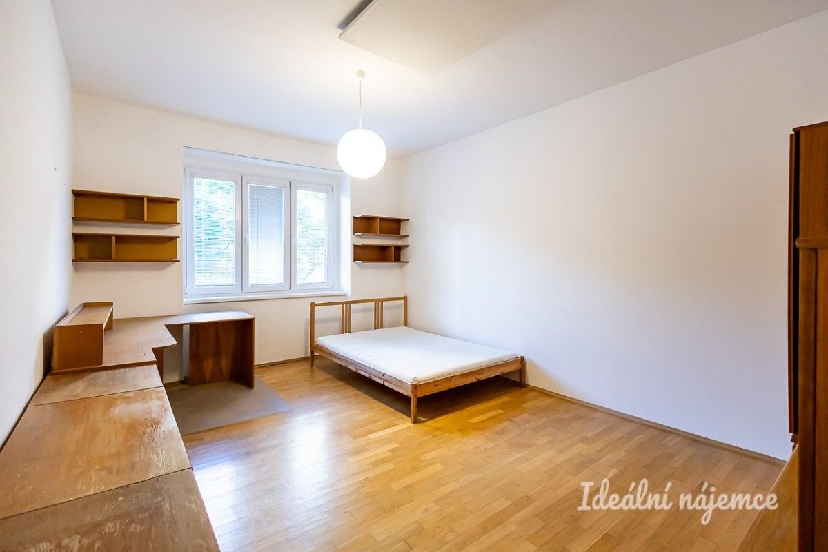 Byt 1+kk · 29 m² · Biskupcova, Praha - 3