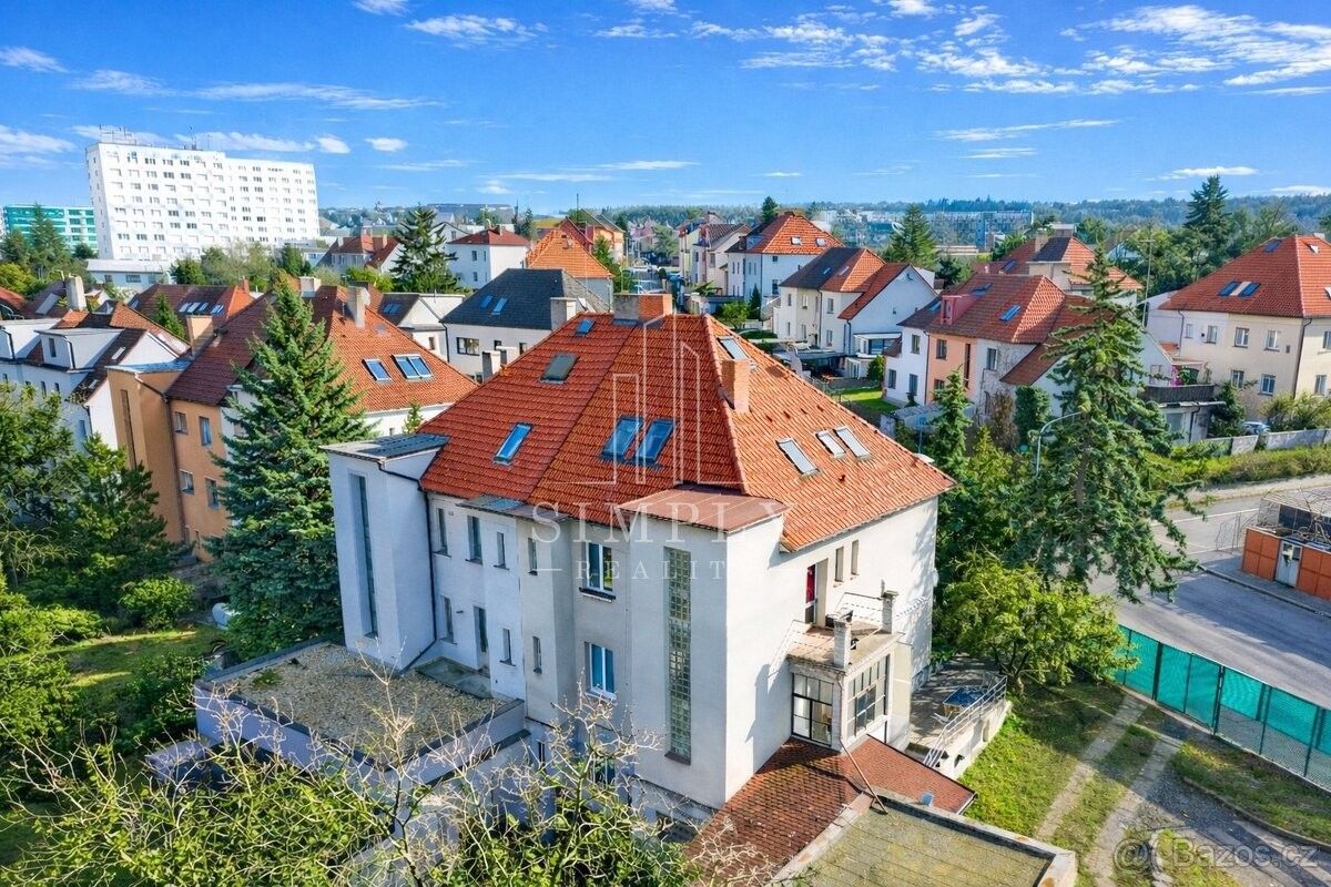 Obchodní prostory, Praha, 102 00