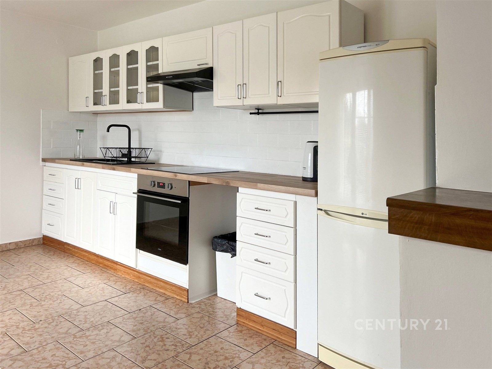 Pronájem rodinný dům - K Černošicím, Praha, 128 m²