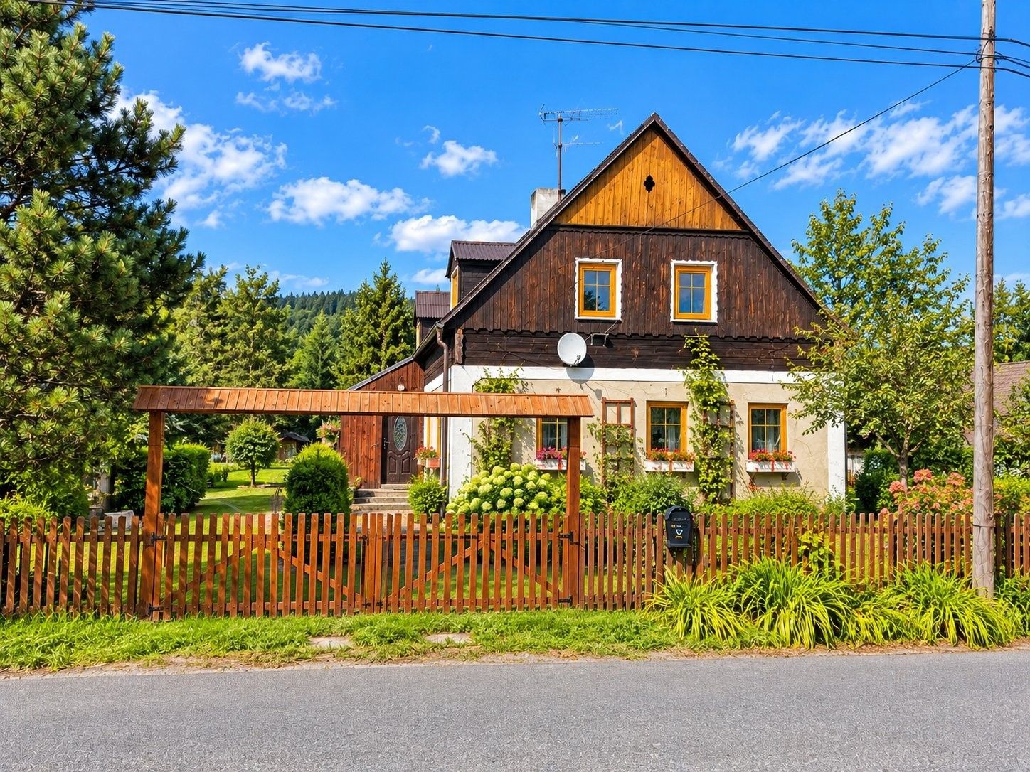 Rodinný dům · 220 m² · Okrouhlá - 4