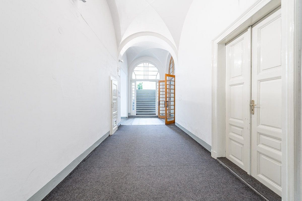 Kancelář · 362 m² · Praha - 3