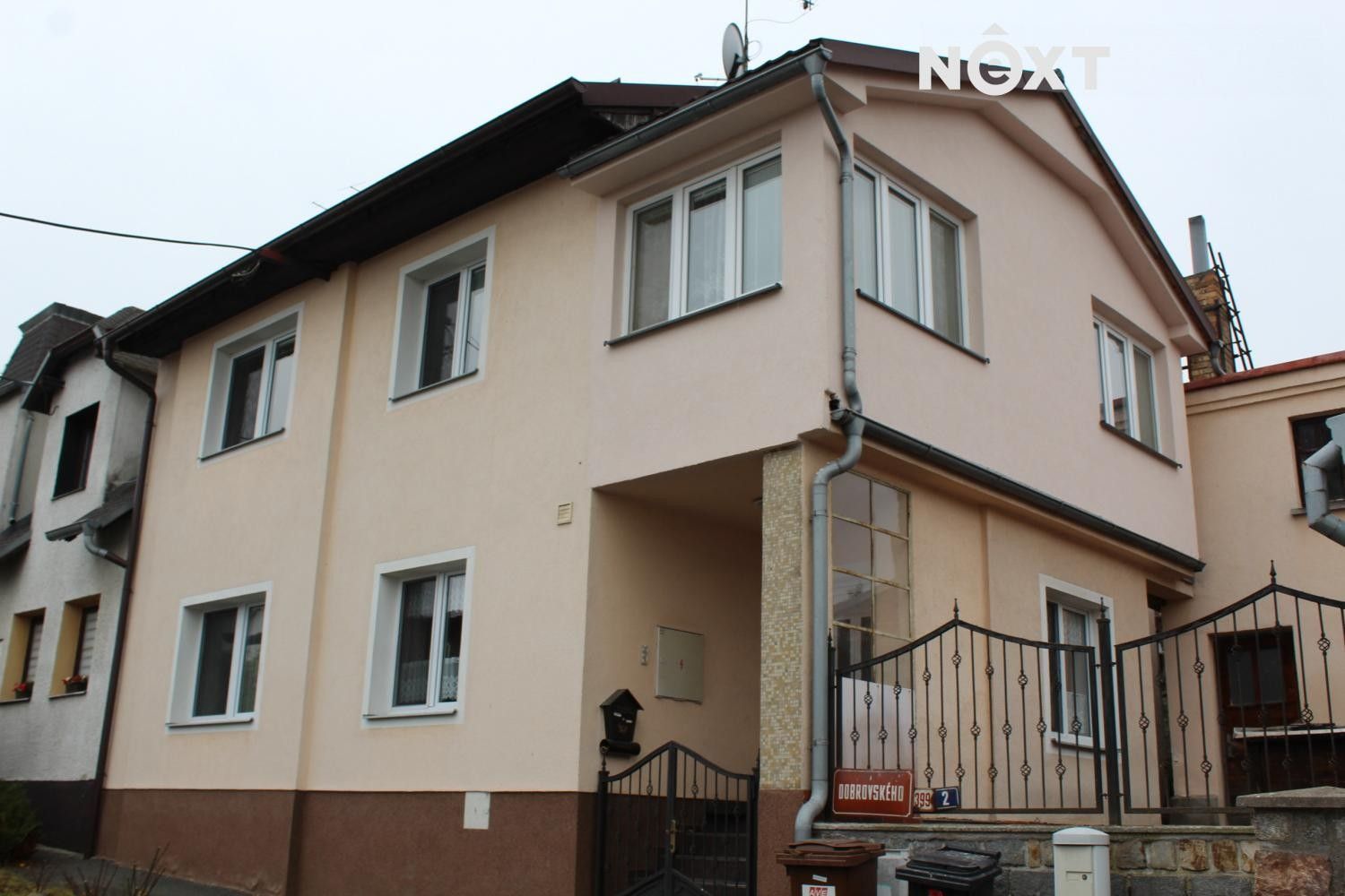 Rodinné domy, Dobrovského, Karlovy Vary, 150 m²