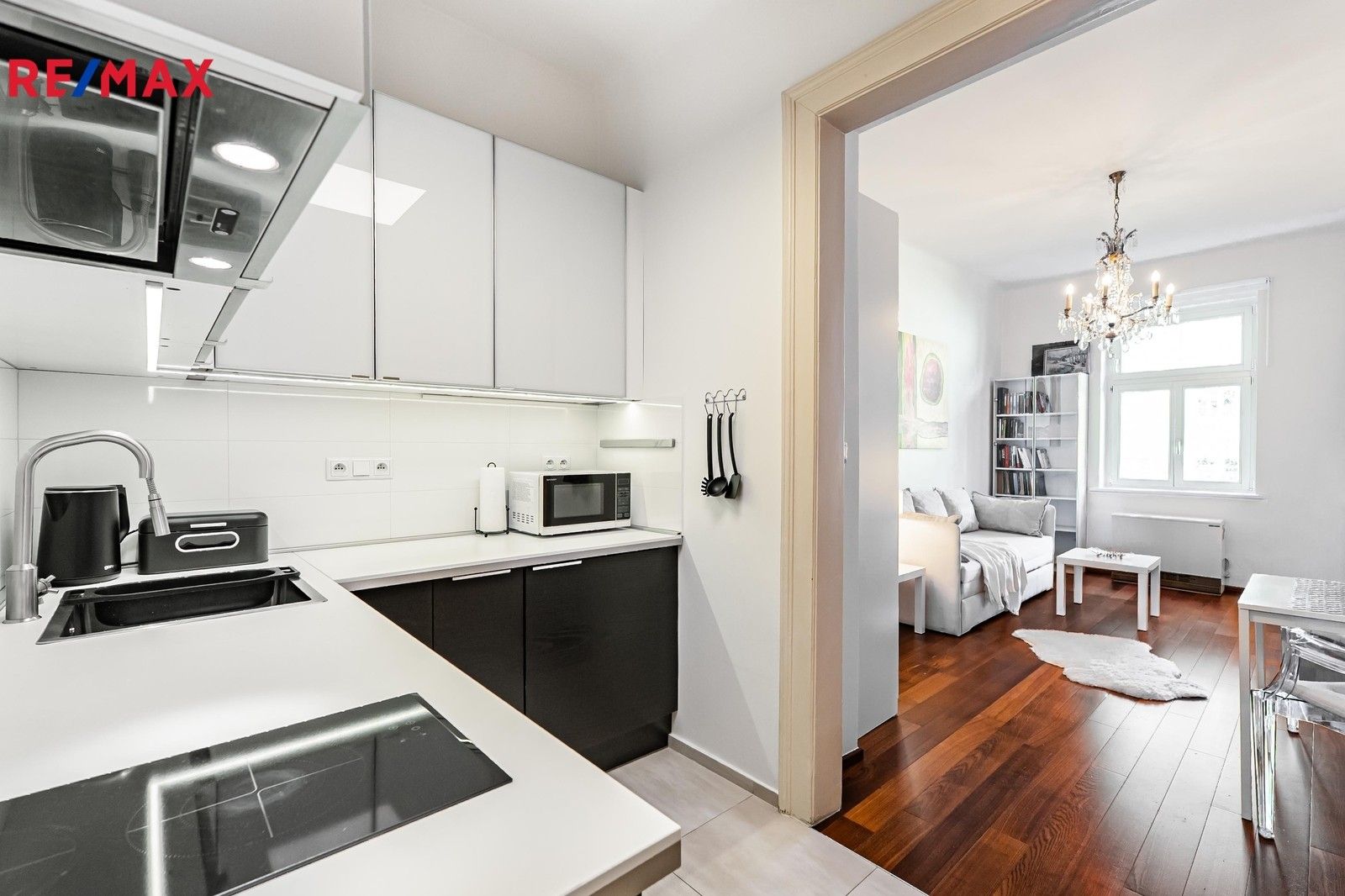 1+kk, Bělohorská 271, Praha, 28 m²