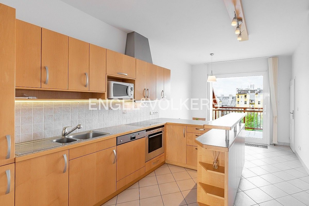 Byt 5+1 · 163 m² · Praha - Vinohrady, okres Praha 2, Hlavní město Praha - 3